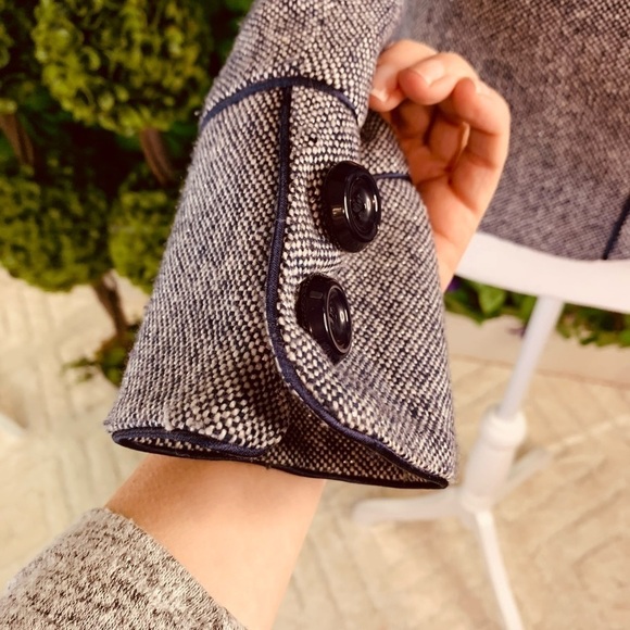 Ashro Women’s Tweed 5 Button Wool Blend Gray/Black Blazer Size 8 - Picture 8 of 13